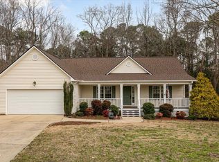 296 Hornbeam Ln, Willow Spring, NC 27592