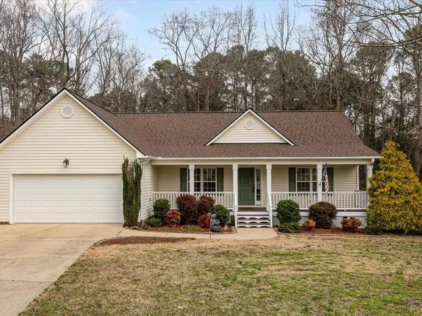 296 Hornbeam Ln, Willow Spring, NC 27592