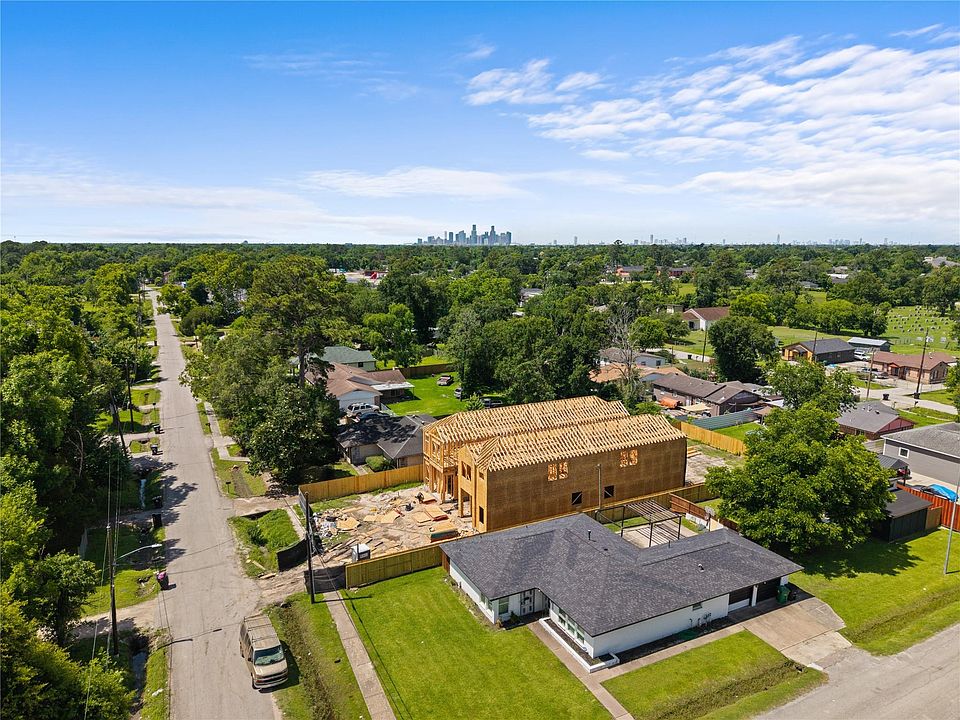 1st image of 8315 Lavender St #Ab