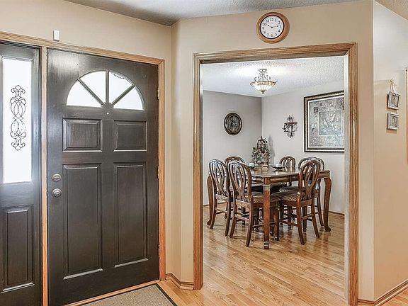 3rd image of 1315 N Buck Board Ct