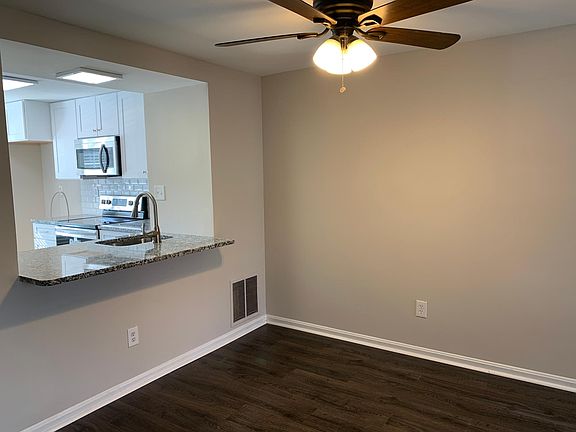 5th image of 20556 Strath Haven Dr