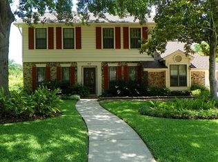 903 Country Club Dr, Richmond, TX 77469