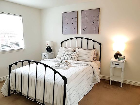 5th image of 2601 Cortez Dr Unit 5102