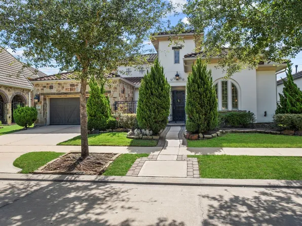39 Quiet Vista Dr, Sugar Land, TX 77498