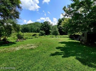 161 Tom Henry Rd, Townsend, TN 37882