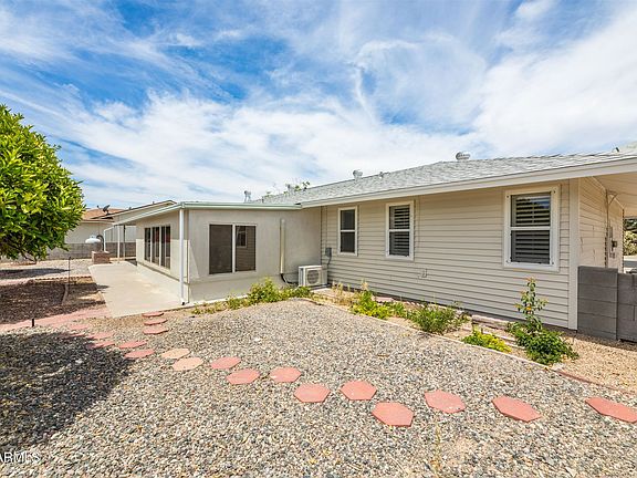 3rd image of 9201 W Hidden Valley Ln