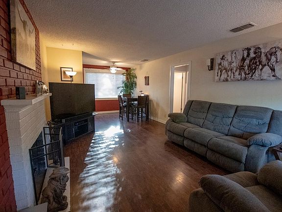 2nd image of 5420 Priscilla Ln