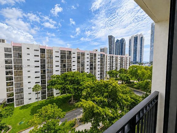 2nd image of 17011 N Bay Rd APT 801