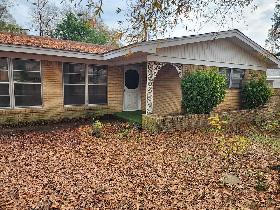 1st image of 3310 Robinhood Ln