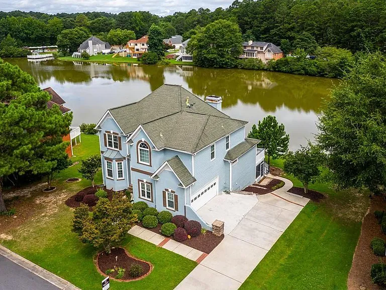 225 Heritage Lake Dr — Photo 8