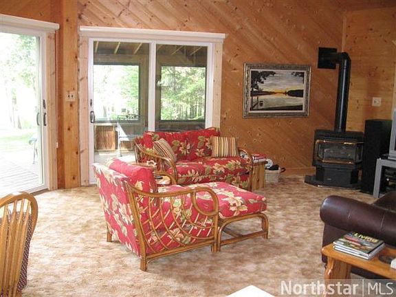 2nd image of 4757 Shangri La Dr NE