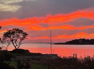 27 Pasadena Ave, Westerly, RI 02891