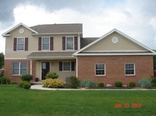 142 Carlee Ln, Findlay, OH 45840