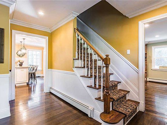 5th image of 13 Gwendale Ln