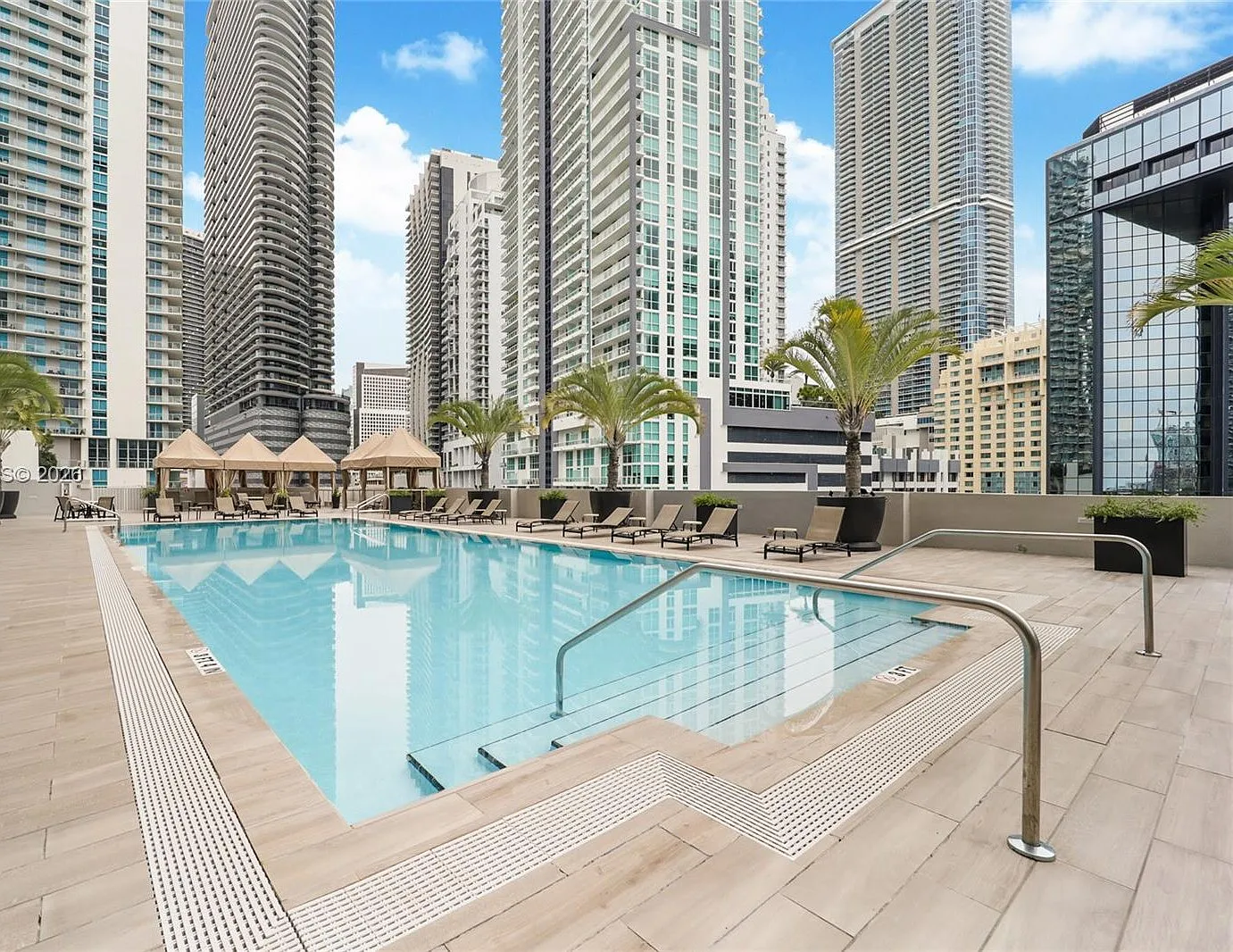 1 bed, 1.5 bath, 860 sqft, $2,800 — Photo 3