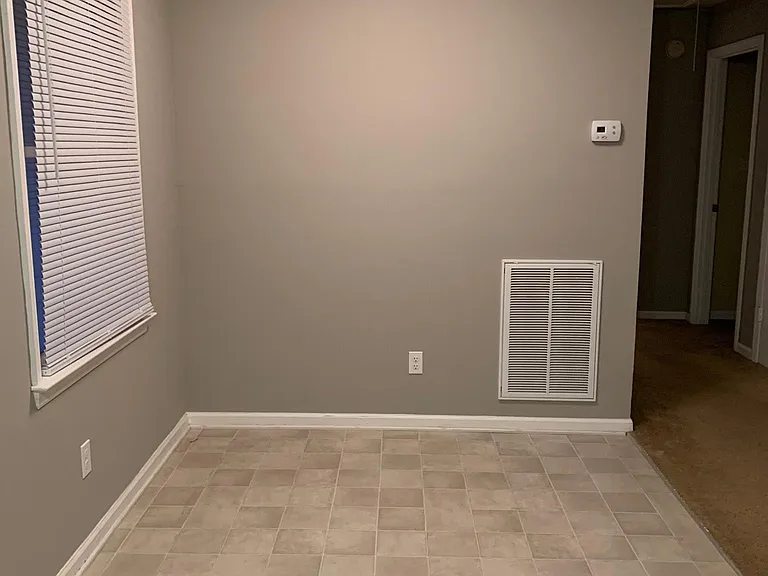107 Nicholls Dr — Photo 9