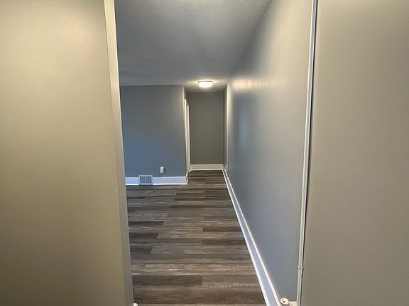 5th image of 926 A St #D