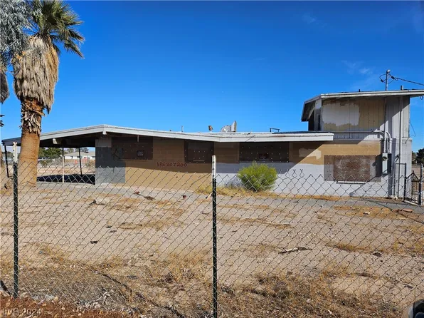 5936 Topaz St, Las Vegas, NV 89120