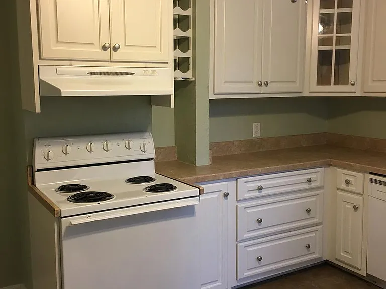 1619 Wrightsboro Rd — Photo 5
