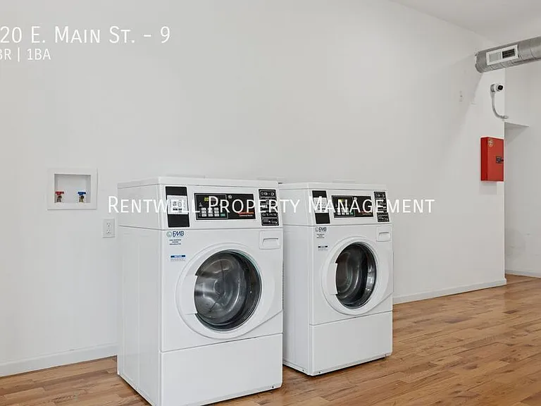 120 E Main St #9 — Photo 13