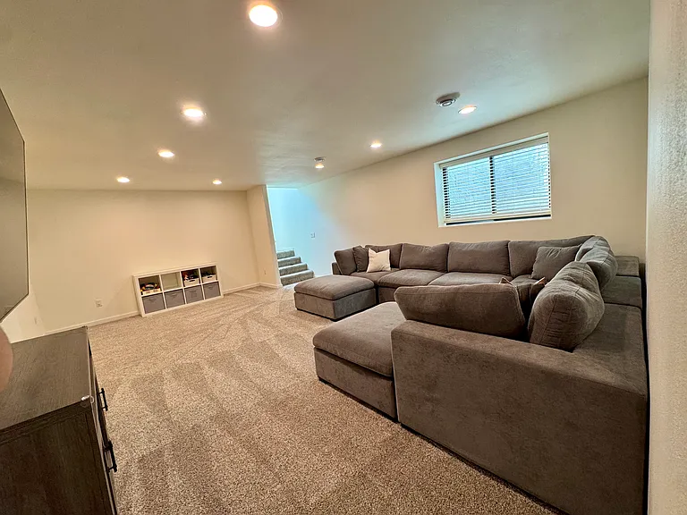 7911 Cottonwood Blvd — Photo 14