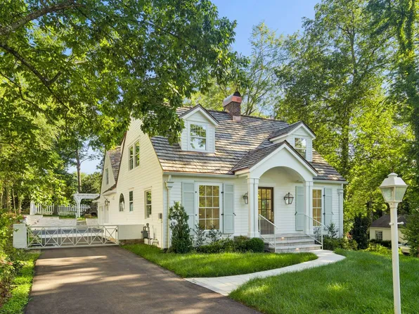 4401 Iroquois Ave, Nashville, TN 37205