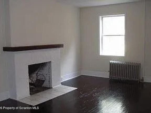 5th image of 111 Old River Rd