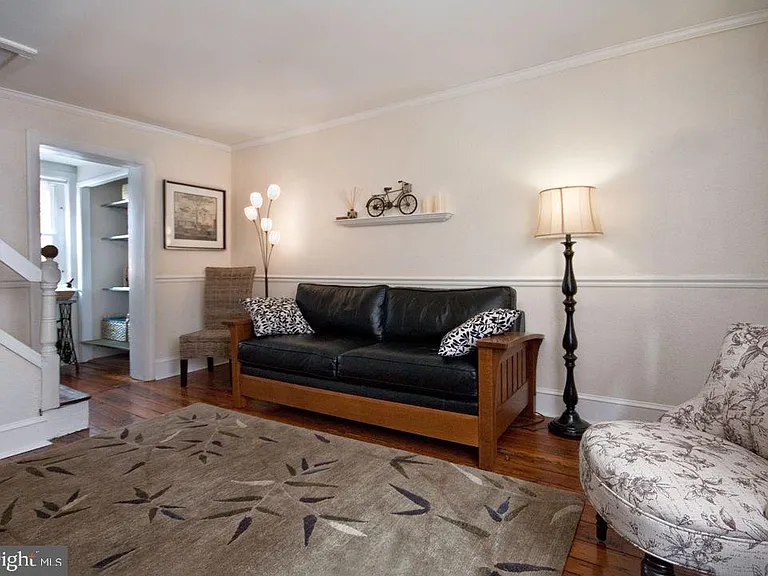 1221 Panama St — Photo 5