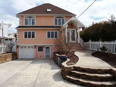 4 car driveway; 1 car garage