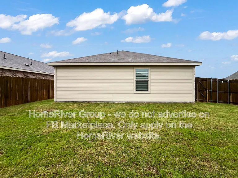 1429 Dovekie Dr — Photo 16