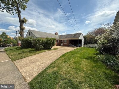 2846 Lorcom Ln, Arlington, VA, 22207