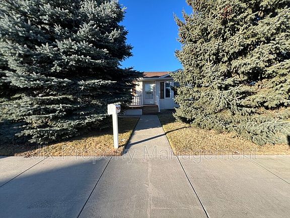 3rd image of 2516 15th St S
