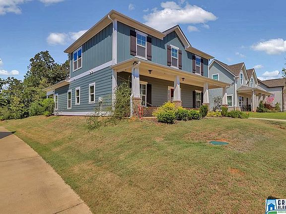 2nd image of 380 Lake Ridge Dr