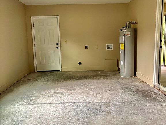 3rd image of 1316 Manchester Road