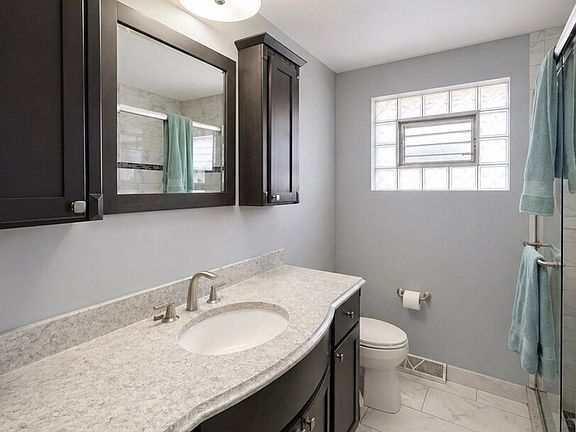 5th image of 8405 Melvina Ave