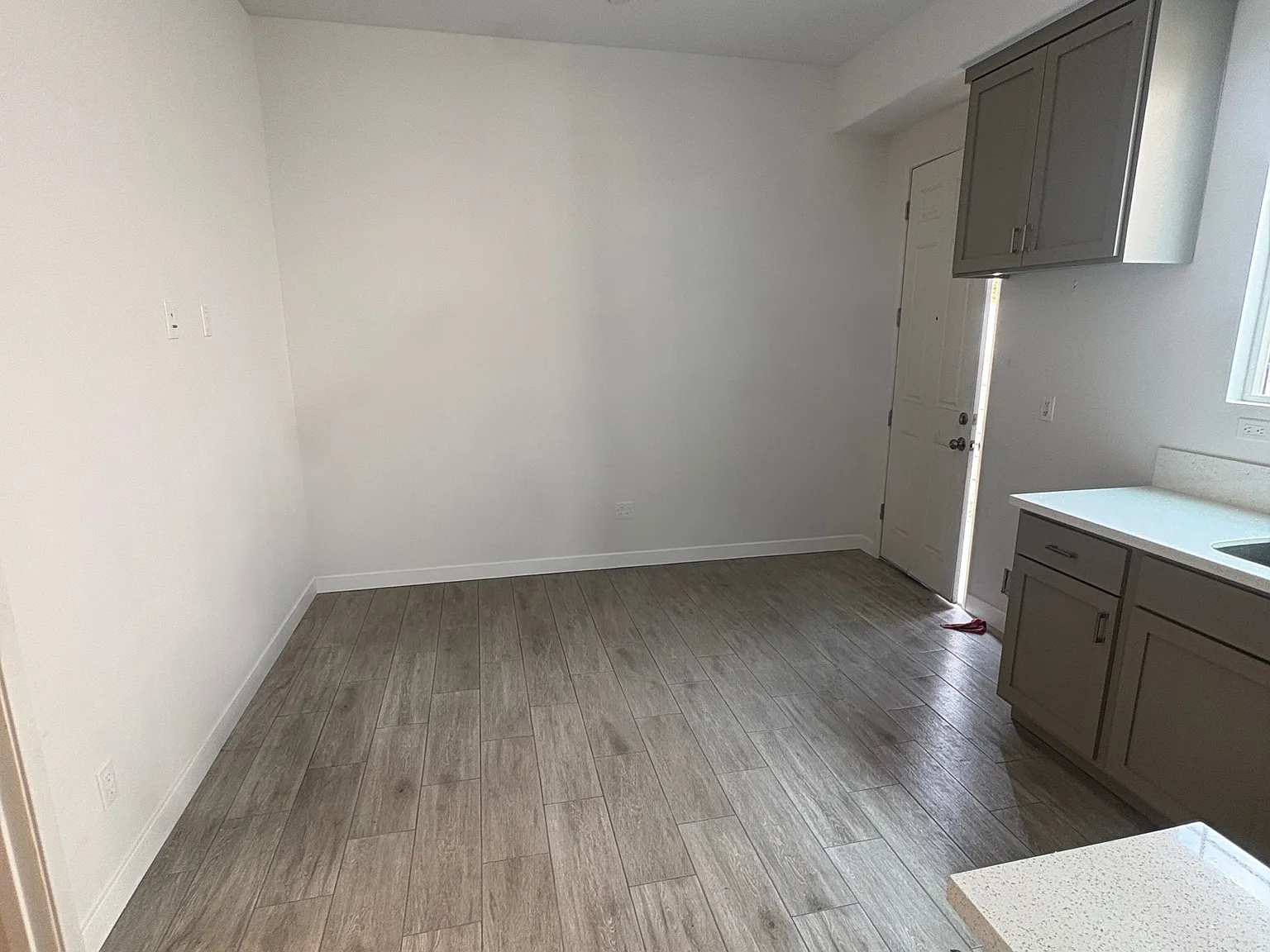 1 bed, 500 sqft, $1,800 — Photo 1