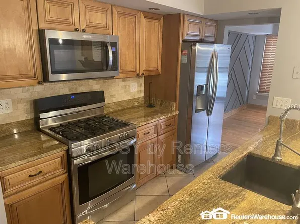 34 N Spring St, Baltimore, MD 21231