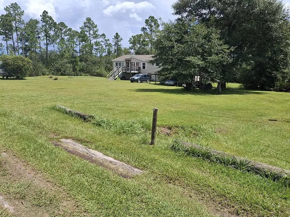 491 Buddy Floore Rd, Wewahitchka, FL 32465