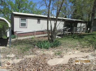25695 County Road 250, Hermitage, MO 65668