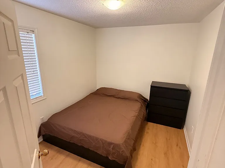 865 Shepherd Pl — Photo 15