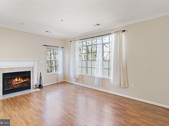 2nd image of 431 Fortress Way #431