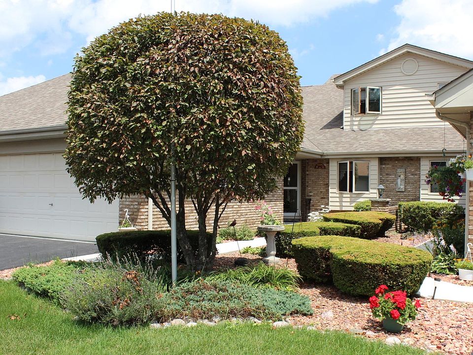 1st image of 18309 Pinewood Ct