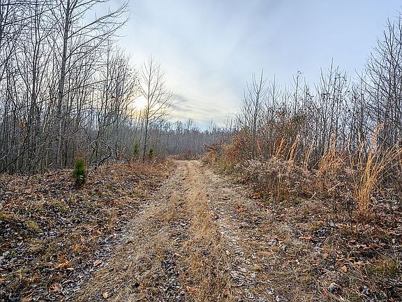 3rd image of 7040 State Route 1700