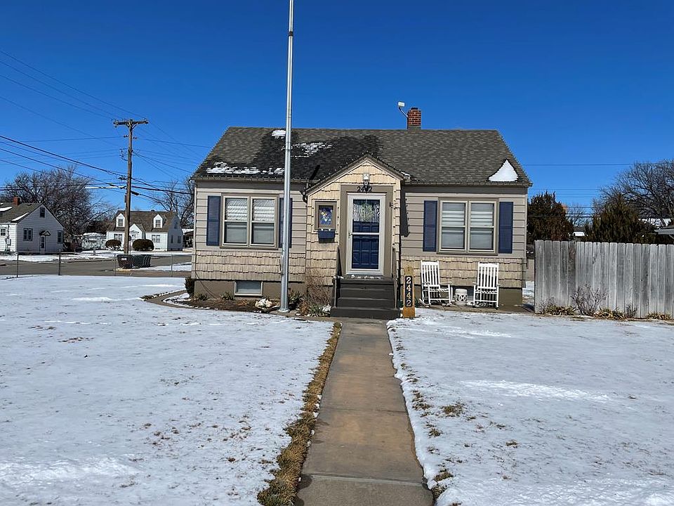 2442 21st St, Great Bend, KS 67530 Zillow
