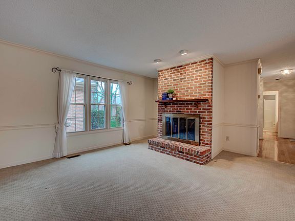 4th image of 8935 Wesley Pl