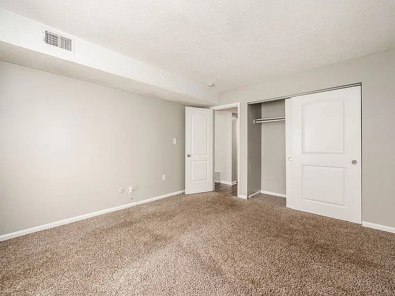 Grandview Passage — Photo 16