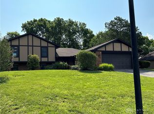 6642 Portrait Dr, Clayton, OH 45415
