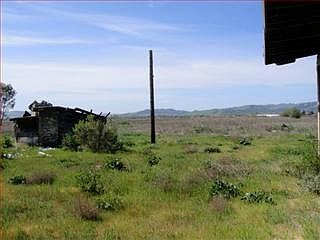 3rd image of 3390 Pacheco Pass Hwy