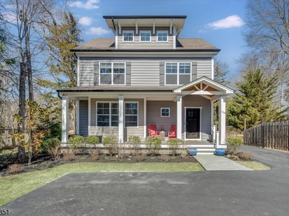 168 Bungalow Ter, Long Hill Twp., NJ 07946