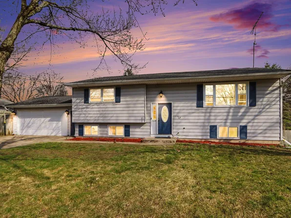 1409 Bacon Ave, Portage, MI 49002